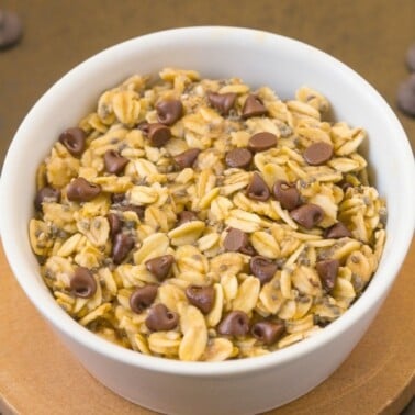 Healthy 1 Minute Baked Oatmeal- A secret prep to baked oatmeal in one minute- It keeps you satisfied for hours and is SO delicious! {vegan, gluten free, sugar free recipe}- thebigmansworld.com
