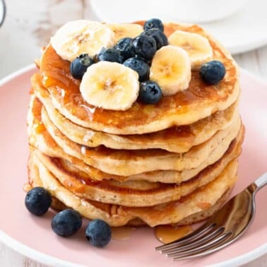 coconut flour banana pancakes